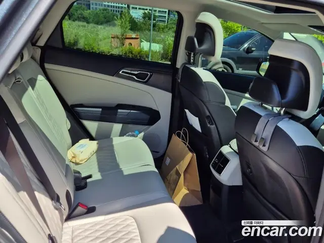 Kia Sportage 2025 1.6 автомат (гидро), миниатюра 11