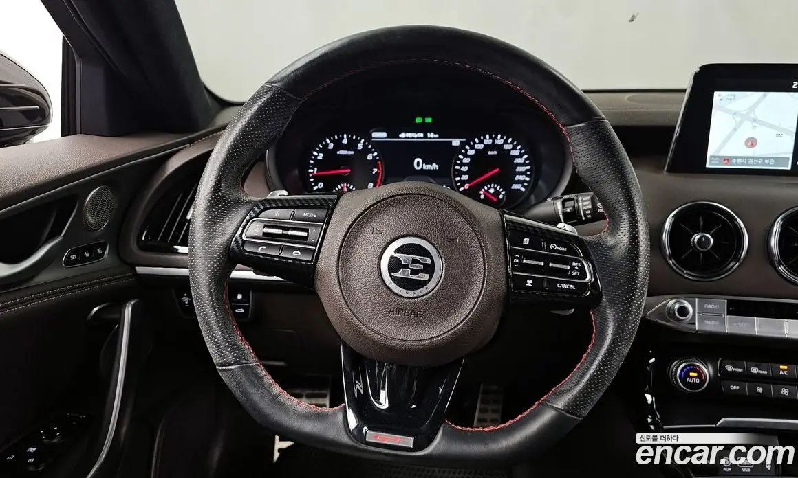 Kia Stinger 2018 2.0 автомат (гидро), фото 13