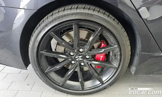 Kia Stinger 2018 2.0 автомат (гидро), миниатюра 5