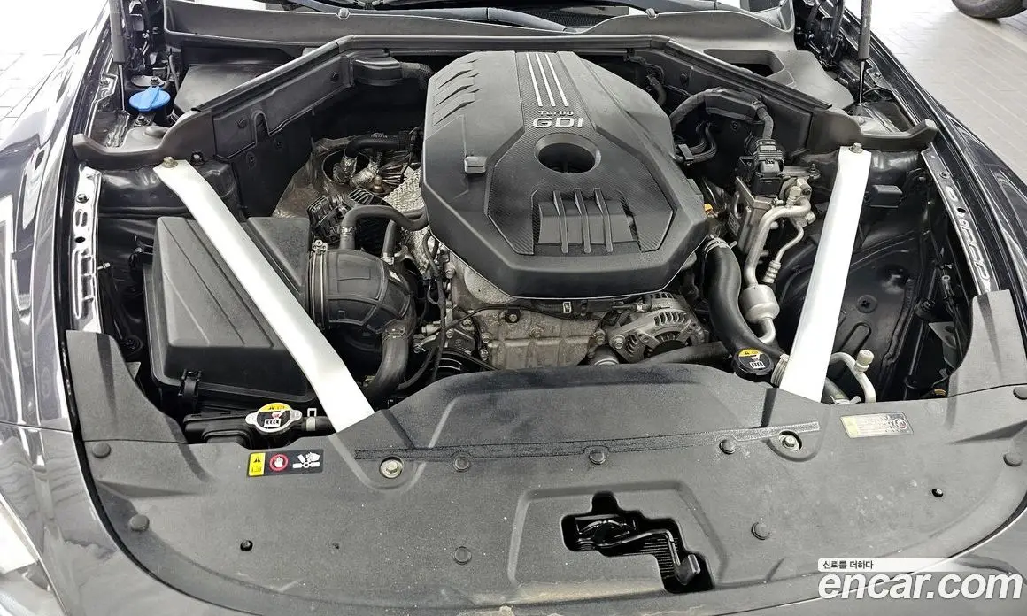 Kia Stinger 2018 2.0 автомат (гидро), фото 6