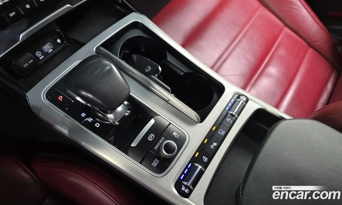Kia Stinger 2018 3.3 автомат (гидро), фото 12
