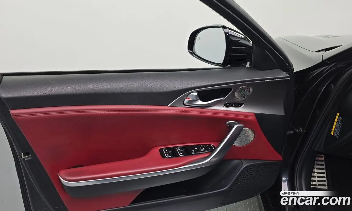 Kia Stinger 2018 3.3 автомат (гидро), фото 14