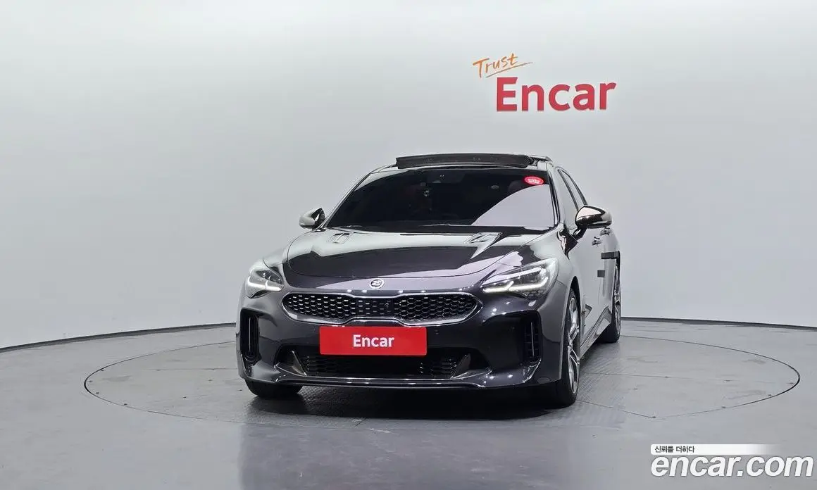 Kia Stinger 2018 3.3 автомат (гидро), фото 3