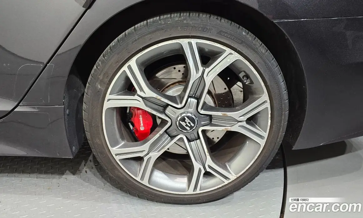 Kia Stinger 2018 3.3 автомат (гидро), фото 7