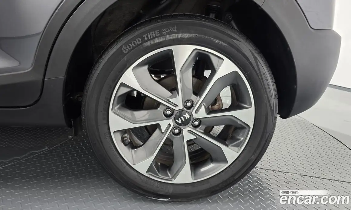 Kia Stonic 2017 1.6 автомат (гидро), фото 6