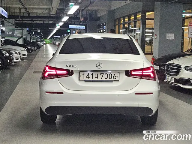 Mercedes-Benz A-Class 2020 2.0 автомат (гидро), миниатюра 3 Mercedes-Benz A-Class 2020 2.0 автомат (гидро), миниатюра 3