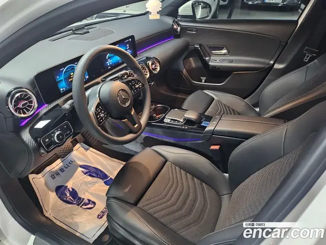 Mercedes-Benz A-Class 2020 2.0 автомат (гидро), миниатюра 5 Mercedes-Benz A-Class 2020 2.0 автомат (гидро), миниатюра 5