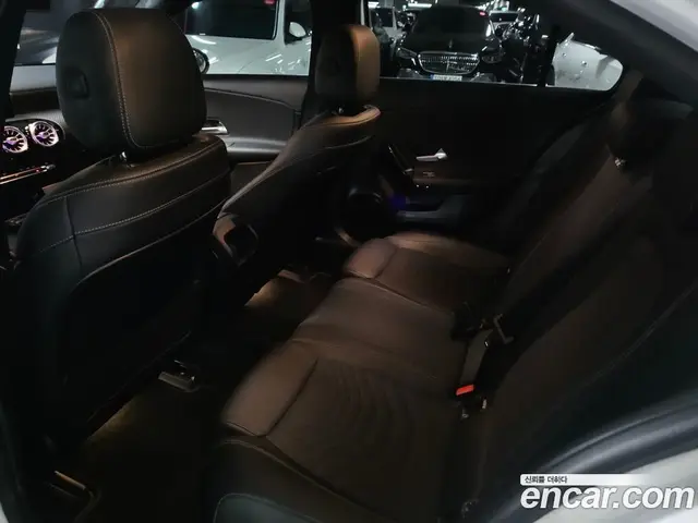 Mercedes-Benz A-Class 2020 2.0 автомат (гидро), миниатюра 7 Mercedes-Benz A-Class 2020 2.0 автомат (гидро), миниатюра 7