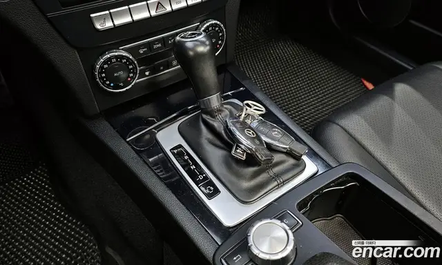 Mercedes-Benz C-Class 2014 2.1 автомат (гидро), миниатюра 9