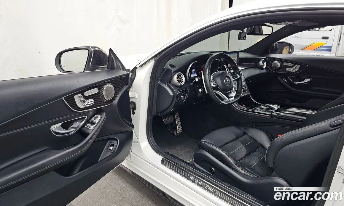 Mercedes-Benz C-Class 2016 2.0 автомат (гидро), фото 10 Mercedes-Benz C-Class 2016 2.0 автомат (гидро), фото 10