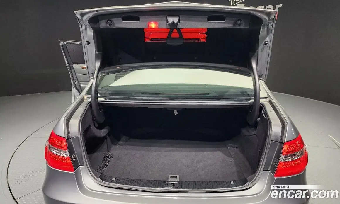 Mercedes-Benz E-Class 2012 1.8 автомат (гидро), фото 20