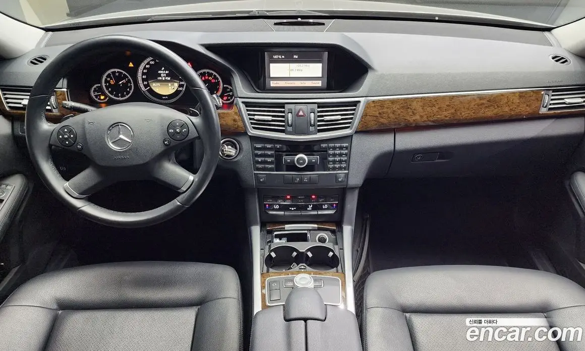 Mercedes-Benz E-Class 2012 1.8 автомат (гидро), фото 7