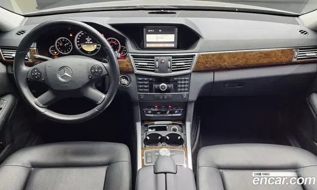 Mercedes-Benz E-Class 2012 1.8 автомат (гидро), миниатюра 7