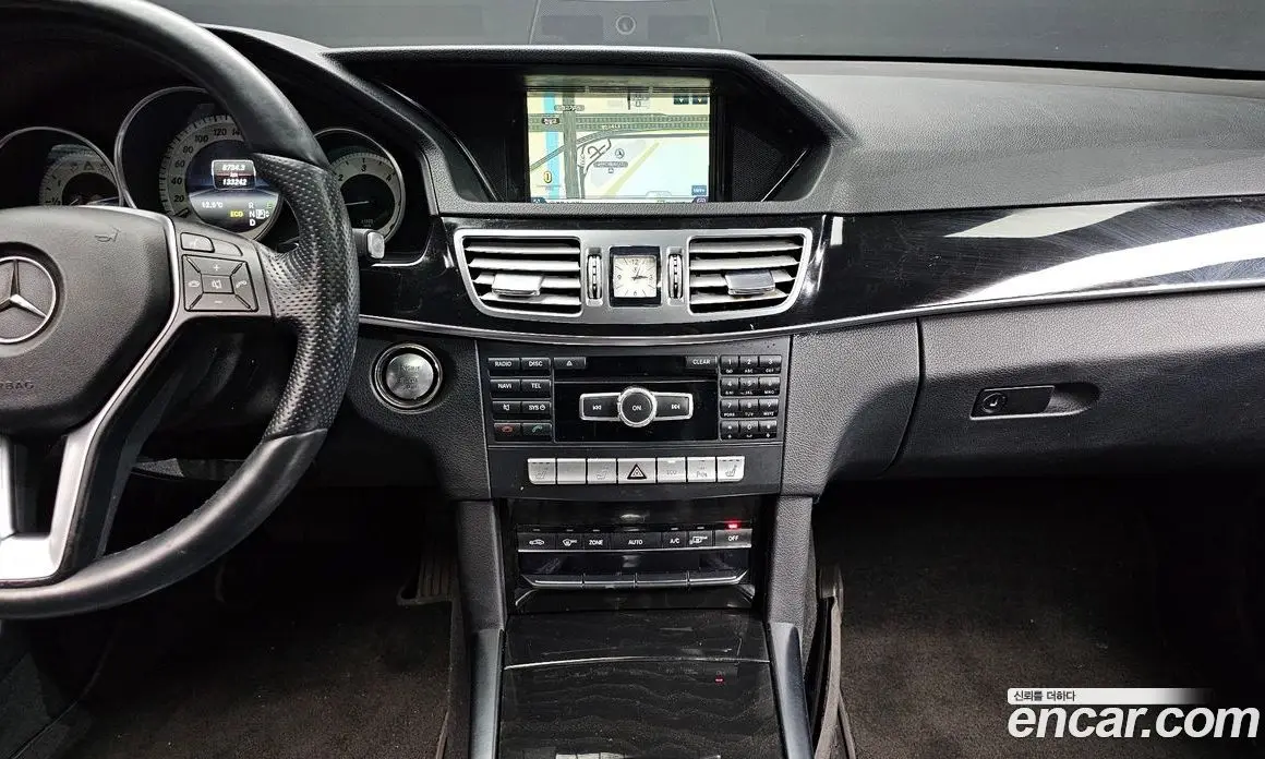 Mercedes-Benz E-Class 2013 2.1 автомат (гидро), фото 13 Mercedes-Benz E-Class 2013 2.1 автомат (гидро), фото 13