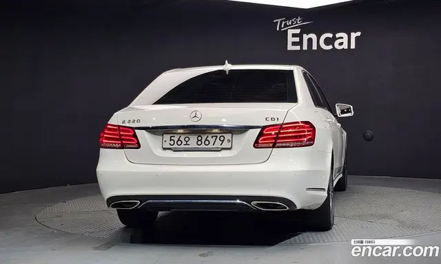 Mercedes-Benz E-Class 2013 2.1 автомат (гидро), миниатюра 4 Mercedes-Benz E-Class 2013 2.1 автомат (гидро), миниатюра 4