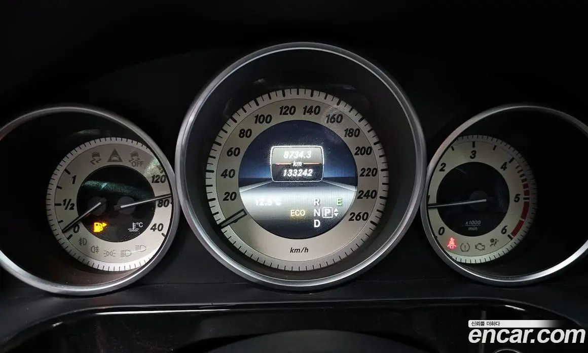 Mercedes-Benz E-Class 2013 2.1 автомат (гидро), фото 8 Mercedes-Benz E-Class 2013 2.1 автомат (гидро), фото 8