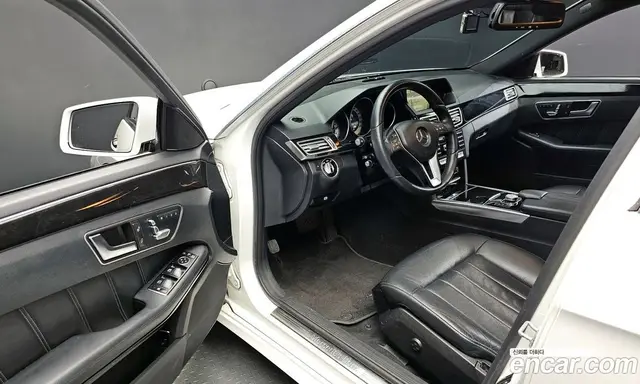 Mercedes-Benz E-Class 2013 2.1 автомат (гидро), миниатюра 10 Mercedes-Benz E-Class 2013 2.1 автомат (гидро), миниатюра 10