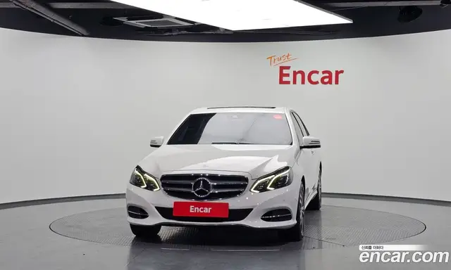 Mercedes-Benz E-Class 2013 2.1 автомат (гидро), миниатюра 3 Mercedes-Benz E-Class 2013 2.1 автомат (гидро), миниатюра 3
