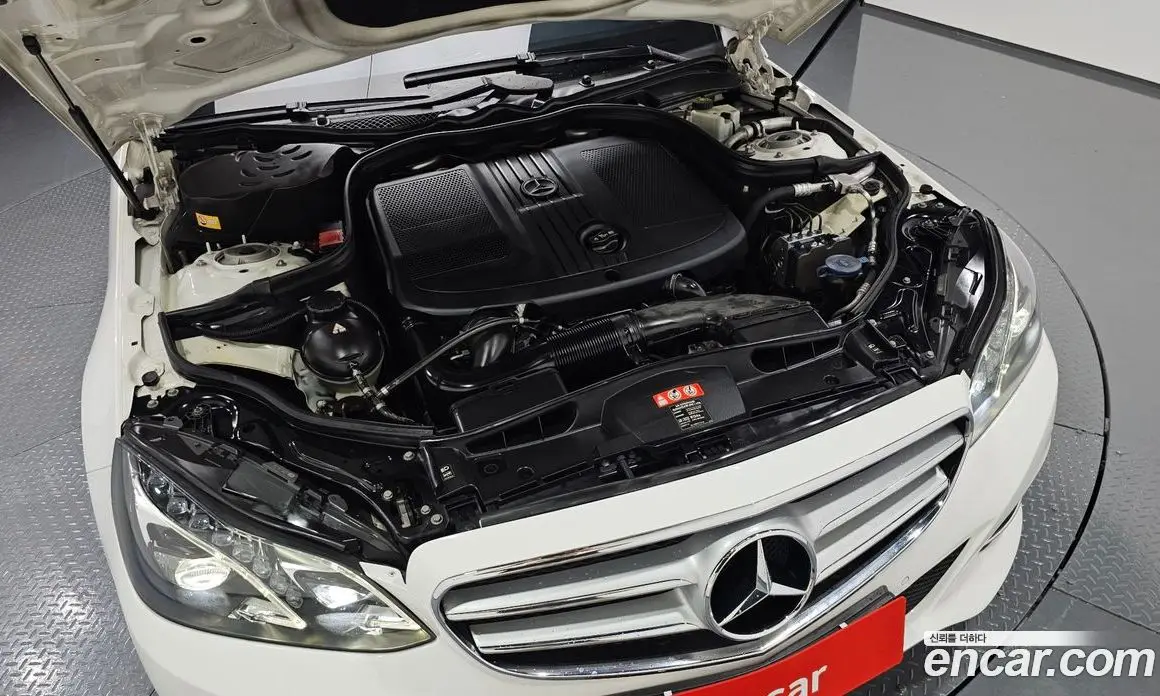 Mercedes-Benz E-Class 2013 2.1 автомат (гидро), фото 6 Mercedes-Benz E-Class 2013 2.1 автомат (гидро), фото 6