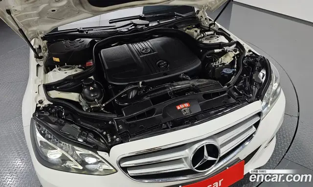 Mercedes-Benz E-Class 2013 2.1 автомат (гидро), миниатюра 6 Mercedes-Benz E-Class 2013 2.1 автомат (гидро), миниатюра 6