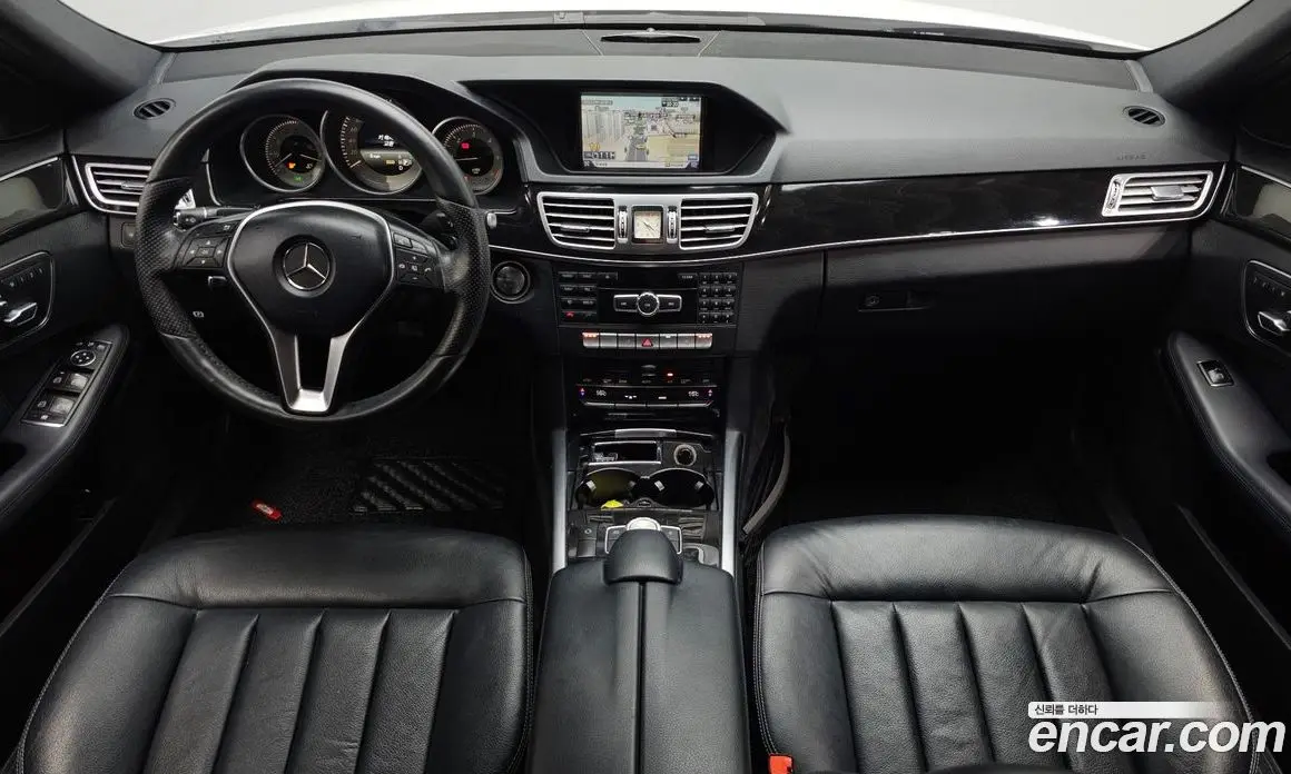 Mercedes-Benz E-Class 2013 2.1 автомат (гидро), фото 7 Mercedes-Benz E-Class 2013 2.1 автомат (гидро), фото 7