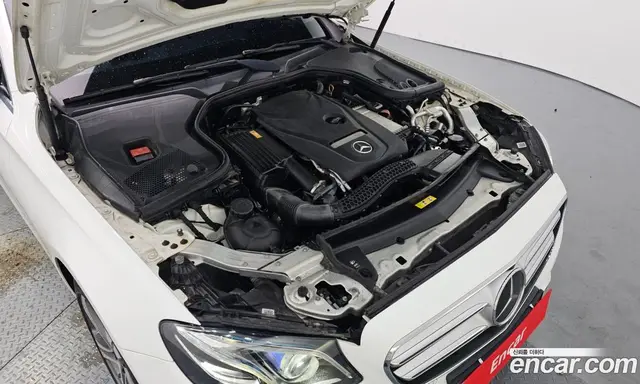 Mercedes-Benz E-Class 2017 2.0 автомат (гидро), миниатюра 6 Mercedes-Benz E-Class 2017 2.0 автомат (гидро), миниатюра 6