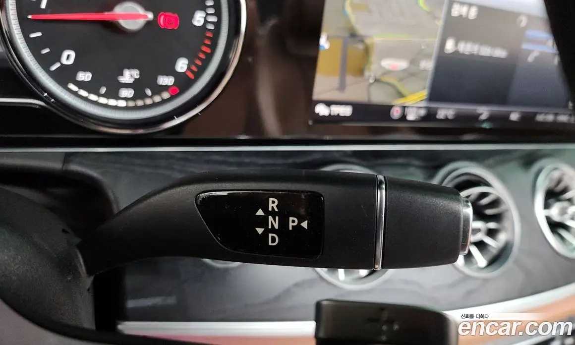 Mercedes-Benz E-Class 2018 1.9 автомат (гидро), фото 12