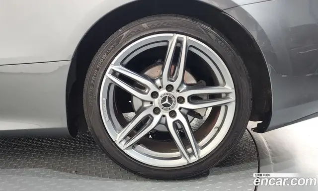 Mercedes-Benz E-Class 2018 1.9 автомат (гидро), миниатюра 7