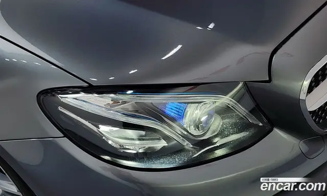 Mercedes-Benz E-Class 2018 1.9 автомат (гидро), миниатюра 8
