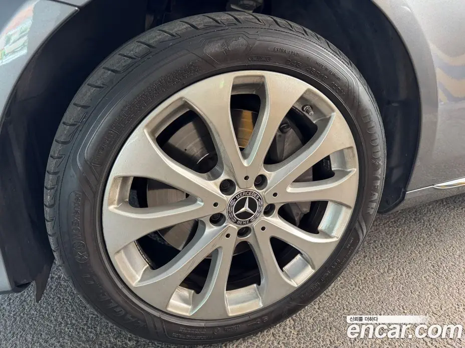 Mercedes-Benz E-Class 2018 2.0 автомат (гидро), фото 4