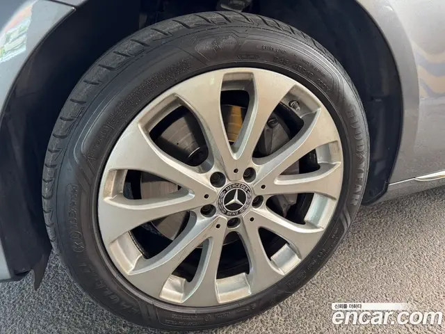 Mercedes-Benz E-Class 2018 2.0 автомат (гидро), миниатюра 4