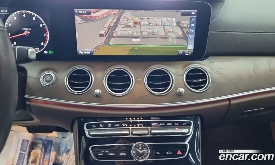 Mercedes-Benz E-Class 2018 2.0 автомат (гидро), фото 13 Mercedes-Benz E-Class 2018 2.0 автомат (гидро), фото 13