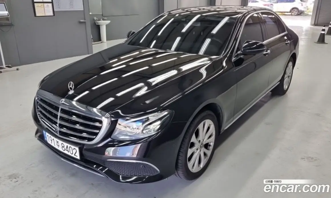 Mercedes-Benz E-Class 2018 2.0 автомат (гидро), фото 3 Mercedes-Benz E-Class 2018 2.0 автомат (гидро), фото 3