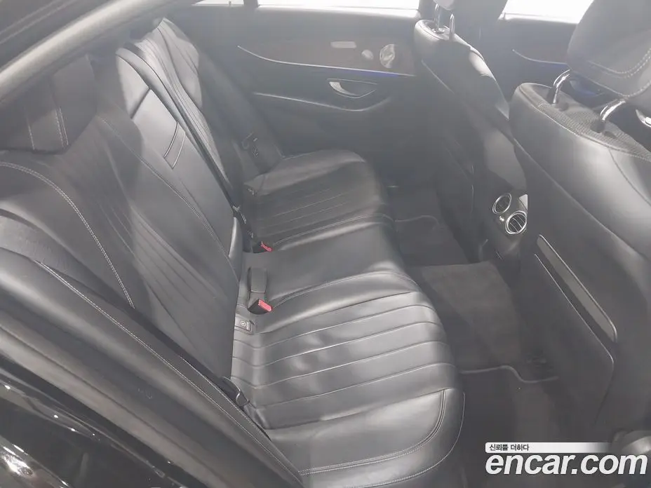 Mercedes-Benz E-Class 2019 2.0 автомат (гидро), фото 14