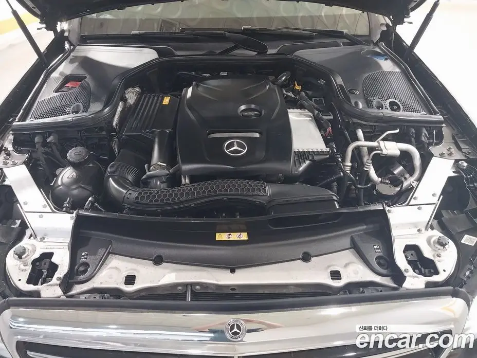 Mercedes-Benz E-Class 2019 2.0 автомат (гидро), фото 19