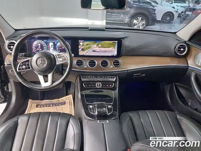 Mercedes-Benz E-Class 2019 2.0 автомат (гидро), миниатюра 5