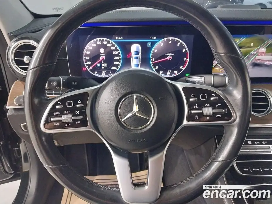 Mercedes-Benz E-Class 2019 2.0 автомат (гидро), фото 10