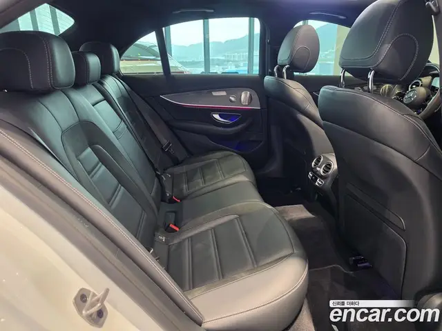 Mercedes-Benz E-Class 2023 3.0 автомат (гидро), миниатюра 12