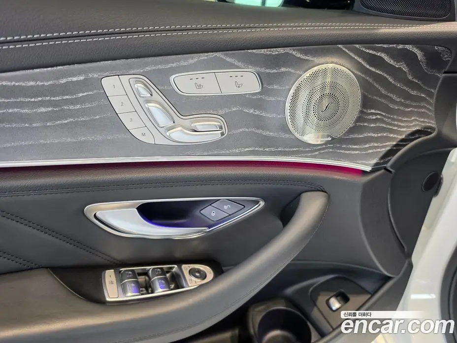Mercedes-Benz E-Class 2023 3.0 автомат (гидро), фото 14