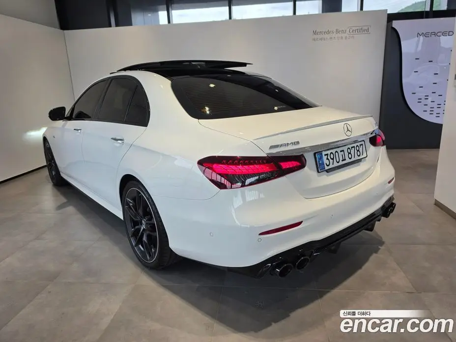 Mercedes-Benz E-Class 2023 3.0 автомат (гидро), фото 4