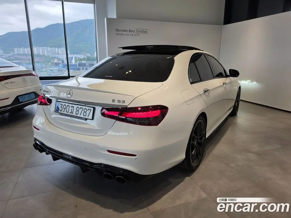 Mercedes-Benz E-Class 2023 3.0 автомат (гидро), фото 5