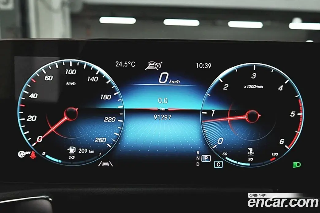 Mercedes-Benz GLB-Class 2021 1.9 автомат (гидро), фото 14 Mercedes-Benz GLB-Class 2021 1.9 автомат (гидро), фото 14