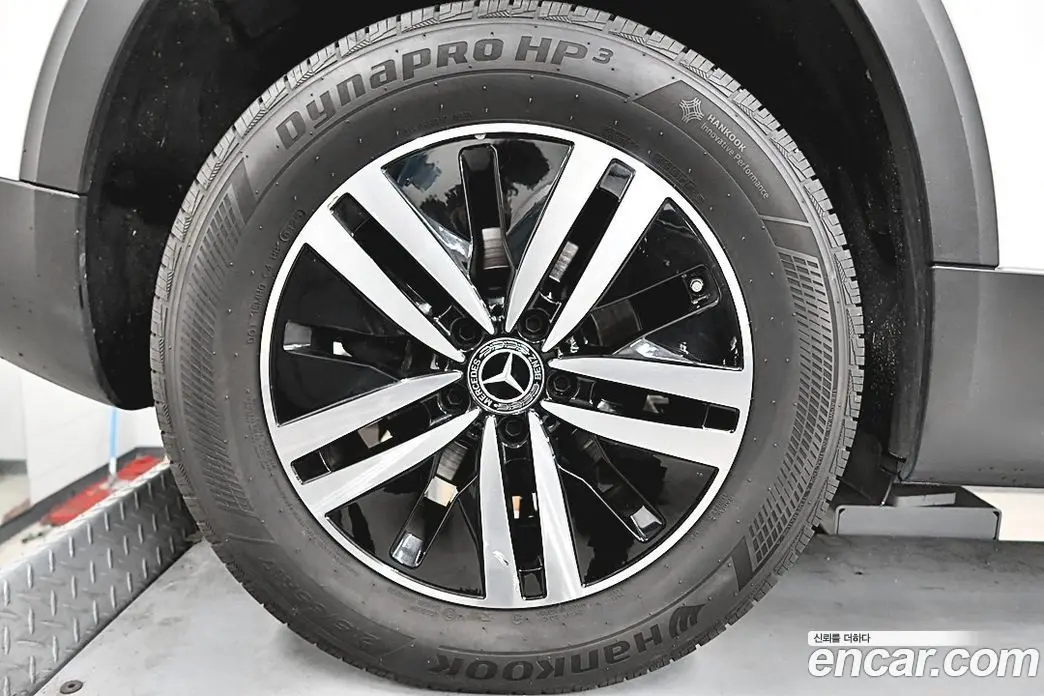 Mercedes-Benz GLB-Class 2021 1.9 автомат (гидро), фото 8 Mercedes-Benz GLB-Class 2021 1.9 автомат (гидро), фото 8