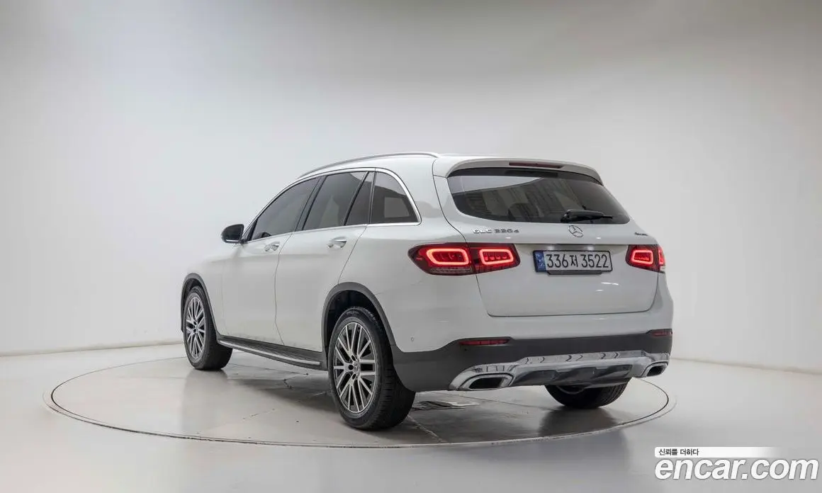 Mercedes-Benz GLC-Class 2021 1.9 автомат (гидро), фото 3 Mercedes-Benz GLC-Class 2021 1.9 автомат (гидро), фото 3