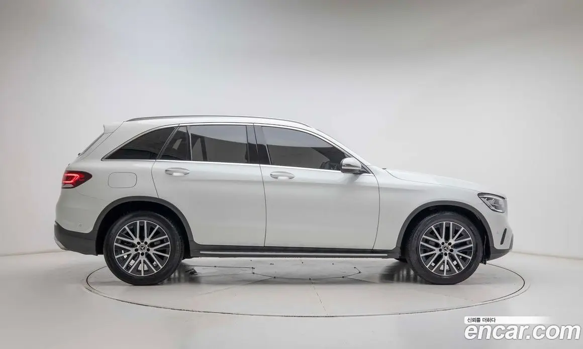 Mercedes-Benz GLC-Class 2021 1.9 автомат (гидро), фото 9 Mercedes-Benz GLC-Class 2021 1.9 автомат (гидро), фото 9