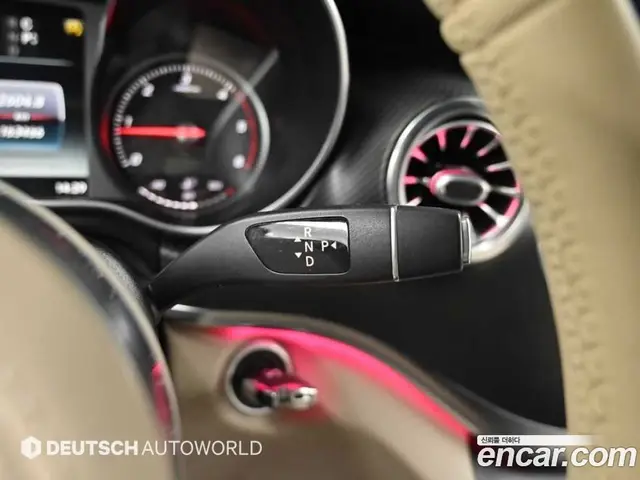 Mercedes-Benz V-Class 2018 2.1 автомат (гидро), миниатюра 9
