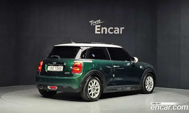 Mini Cooper 2014 1.5 автомат (гидро), миниатюра 2