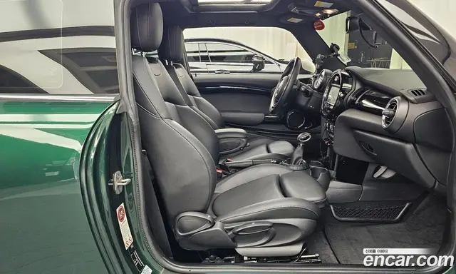 Mini Cooper 2014 1.5 автомат (гидро), миниатюра 11