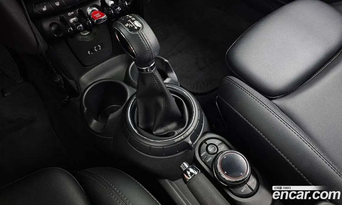 Mini Cooper 2014 1.5 автомат (гидро), фото 9