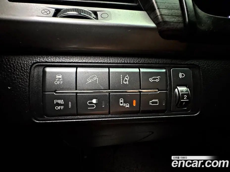 SsangYong Rexton 2019 2.2 автомат (гидро), фото 17